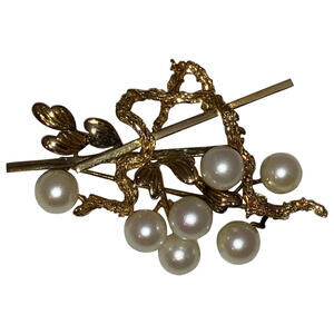 14 Kt Gold Cultured Pearl Retro Brooch